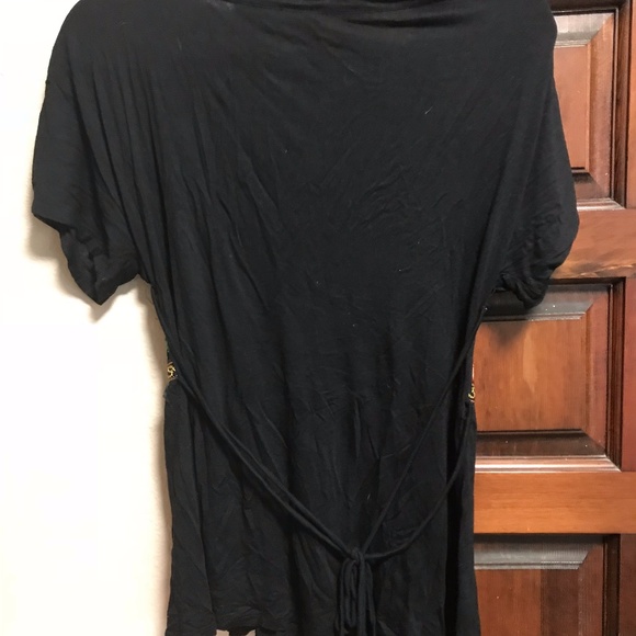 Sexy Embroidered Top - Picture 2 of 2